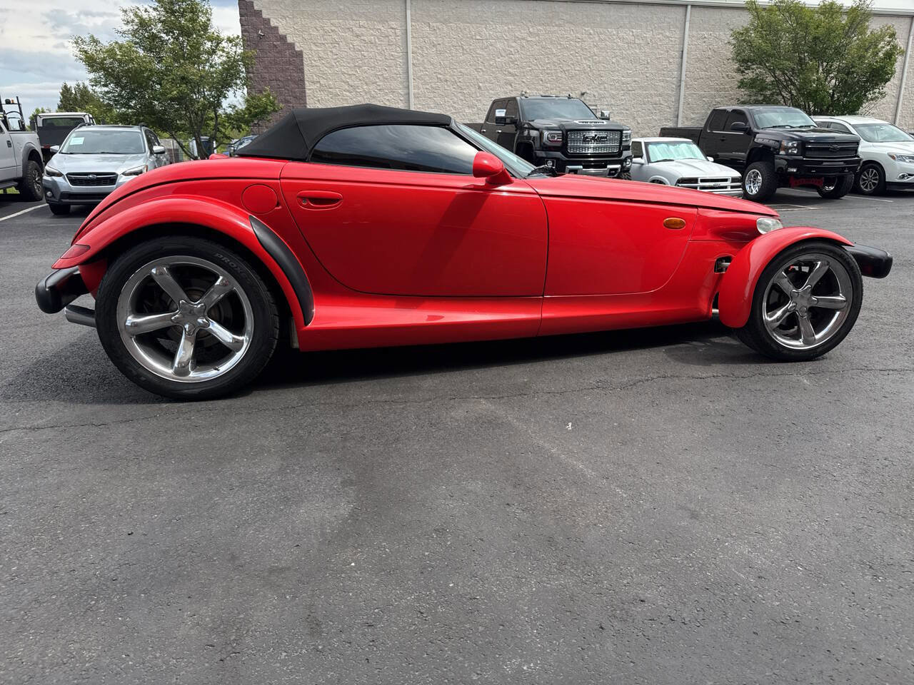 Used 1999 Plymouth Prowler RWD image 9