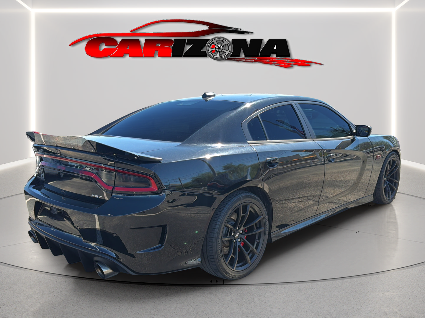 Used 2018 Dodge Charger R/T RWD image 5