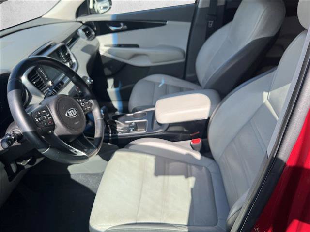 Used 2016 Kia Sorento SX FWD image 11