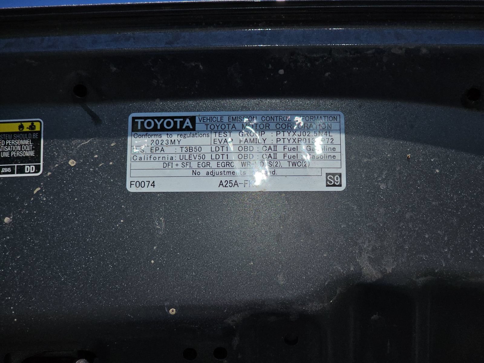 Used 2023 Toyota RAV4 LE AWD/4WD image 15