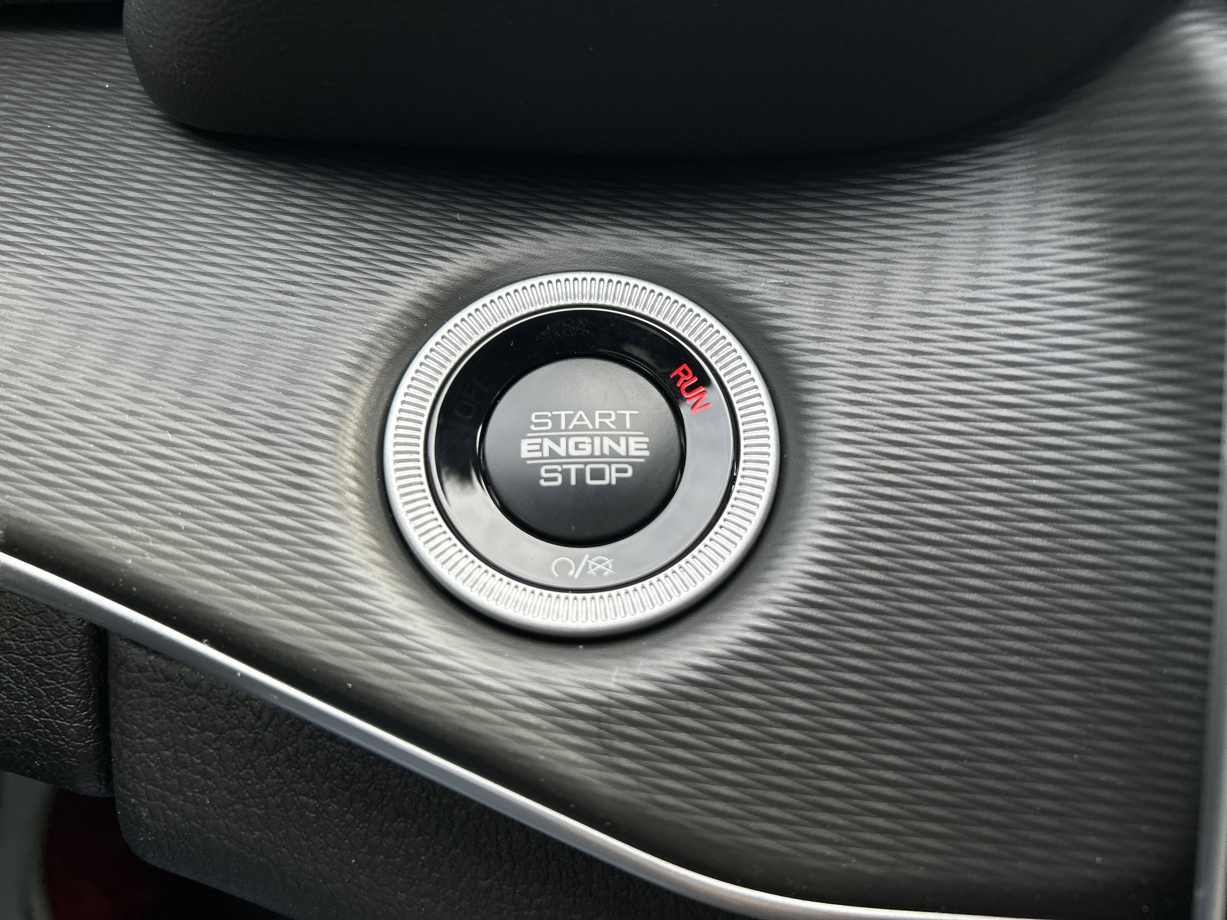 New 2025 Jeep Grand Cherokee Altitude image 47