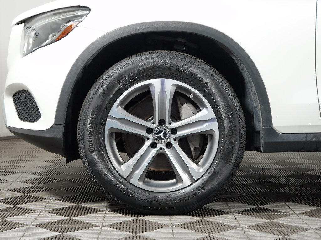 Used 2019 Mercedes-Benz GLC 300 4MATIC image 9