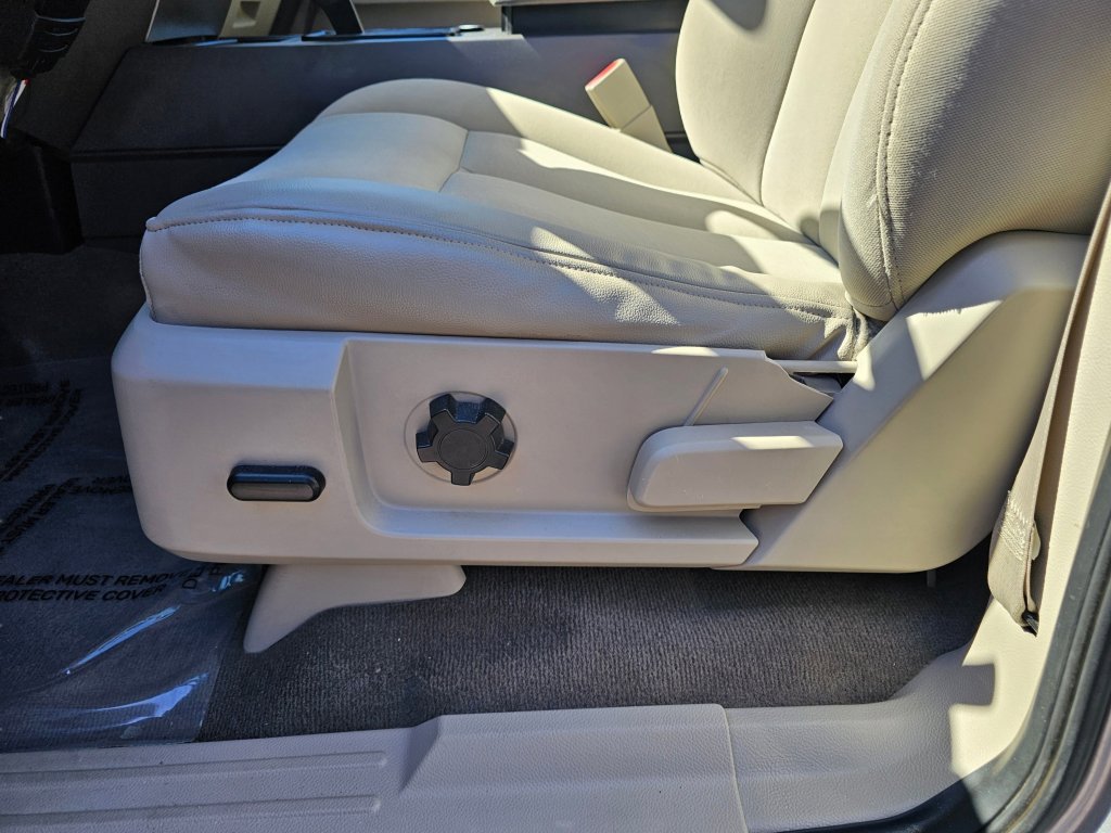 Used 2014 Ford Expedition EL XL image 28