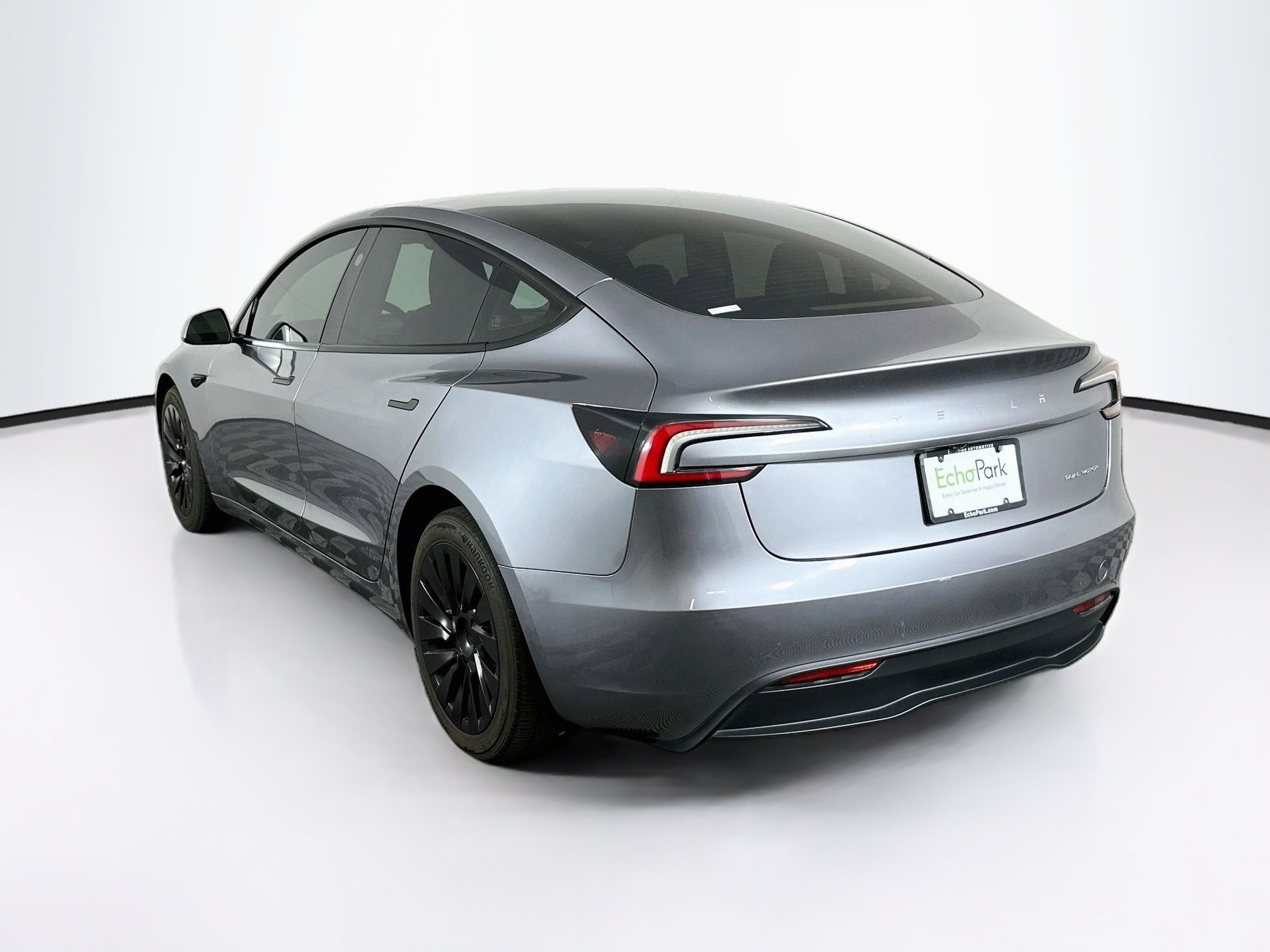 Used 2025 Tesla Model 3 Long Range AWD/4WD image 5