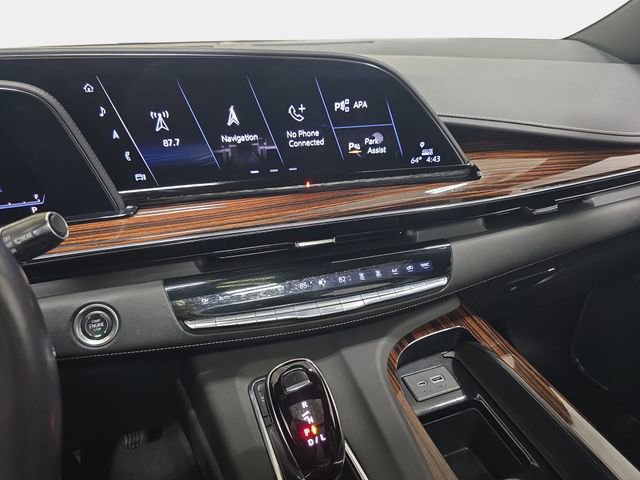 Used 2022 Cadillac Escalade Premium Luxury image 20