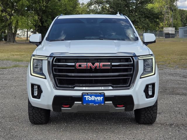 Used 2023 GMC Yukon AT4 w/ AT4 Premium Package AWD/4WD image 3