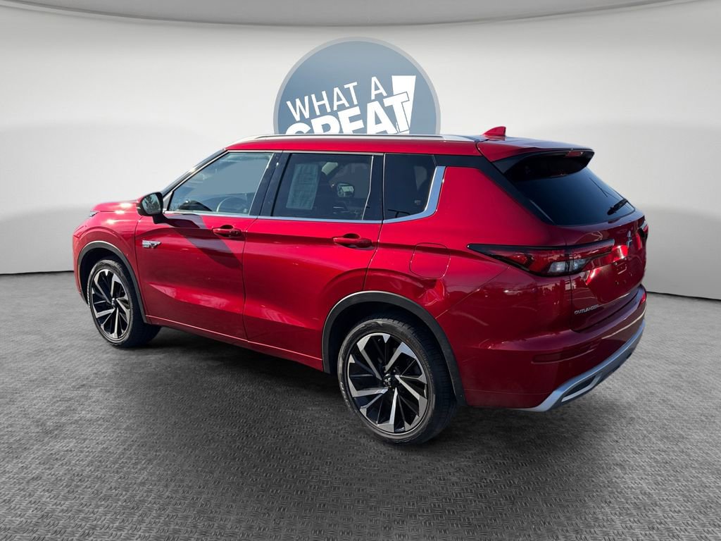 Used 2023 Mitsubishi Outlander SEL image 6