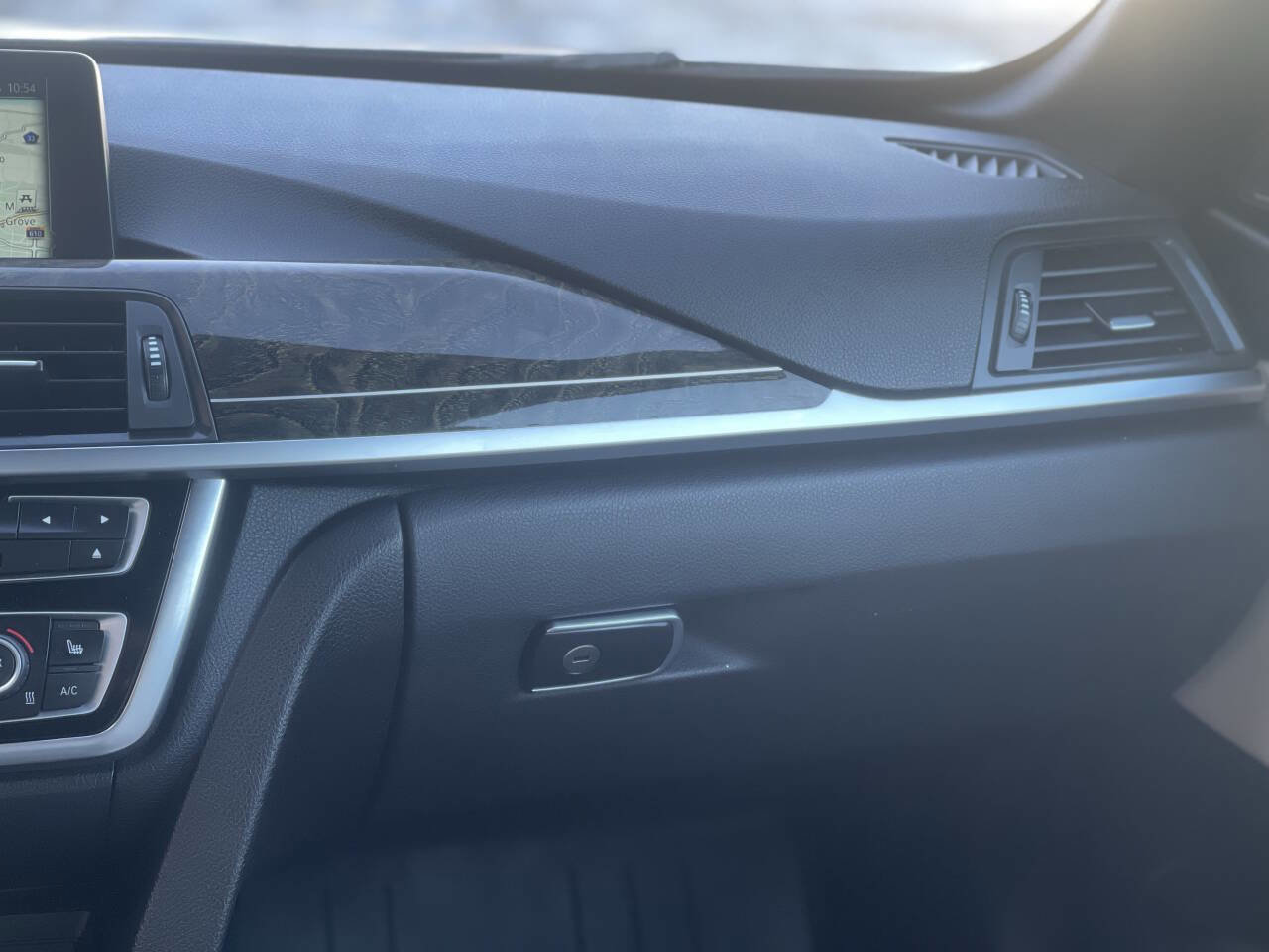 Used 2017 BMW 430i xDrive Convertible image 24