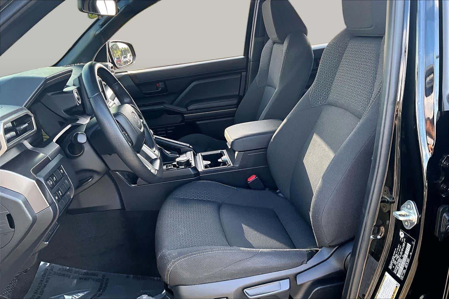 Certified 2025 Toyota 4Runner SR5 AWD/4WD image 7