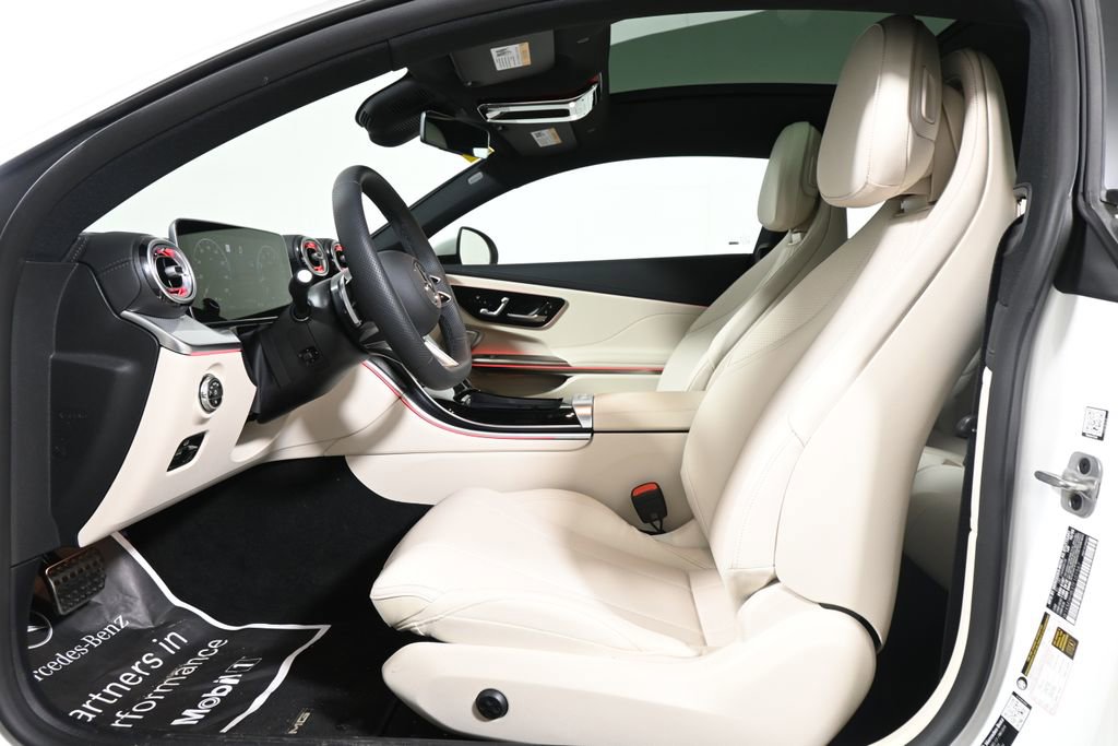 Certified 2026 Mercedes-Benz CLE 300 4MATIC Coupe image 3