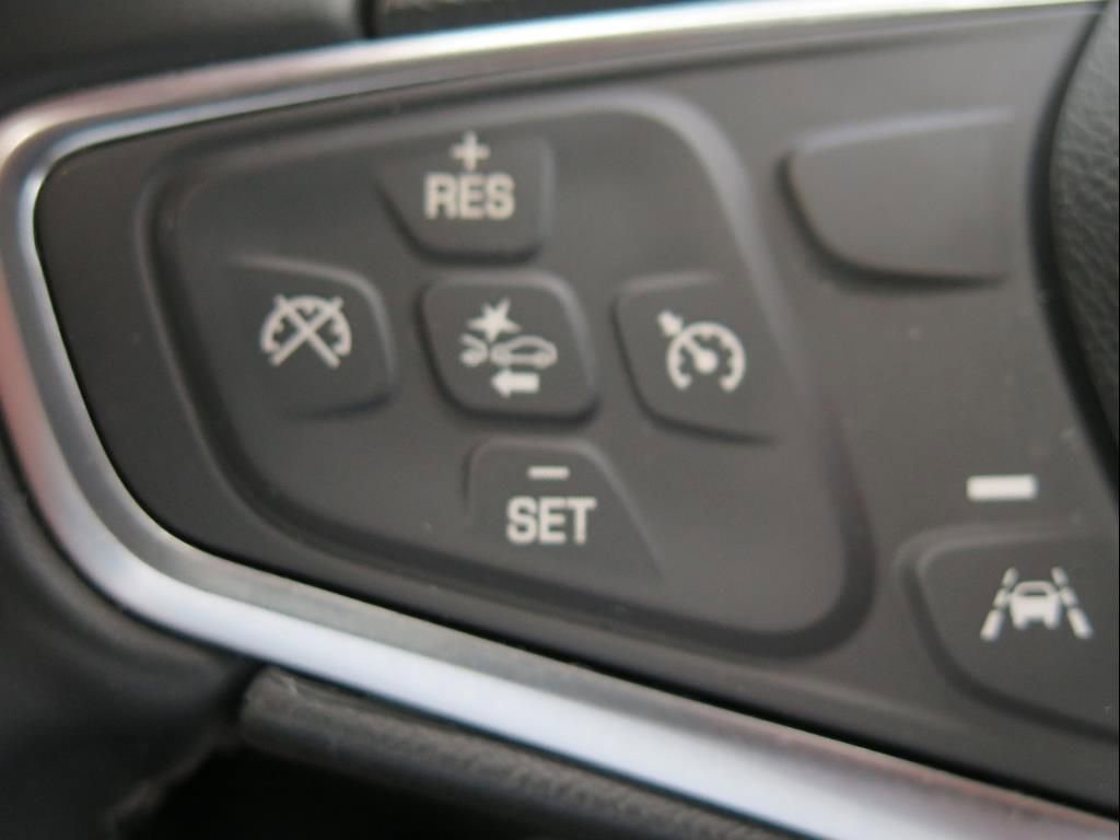 Used 2024 Chevrolet Equinox LT image 14