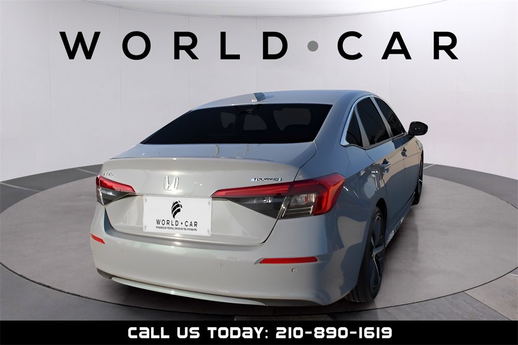 Used 2024 Honda Civic Touring image 7