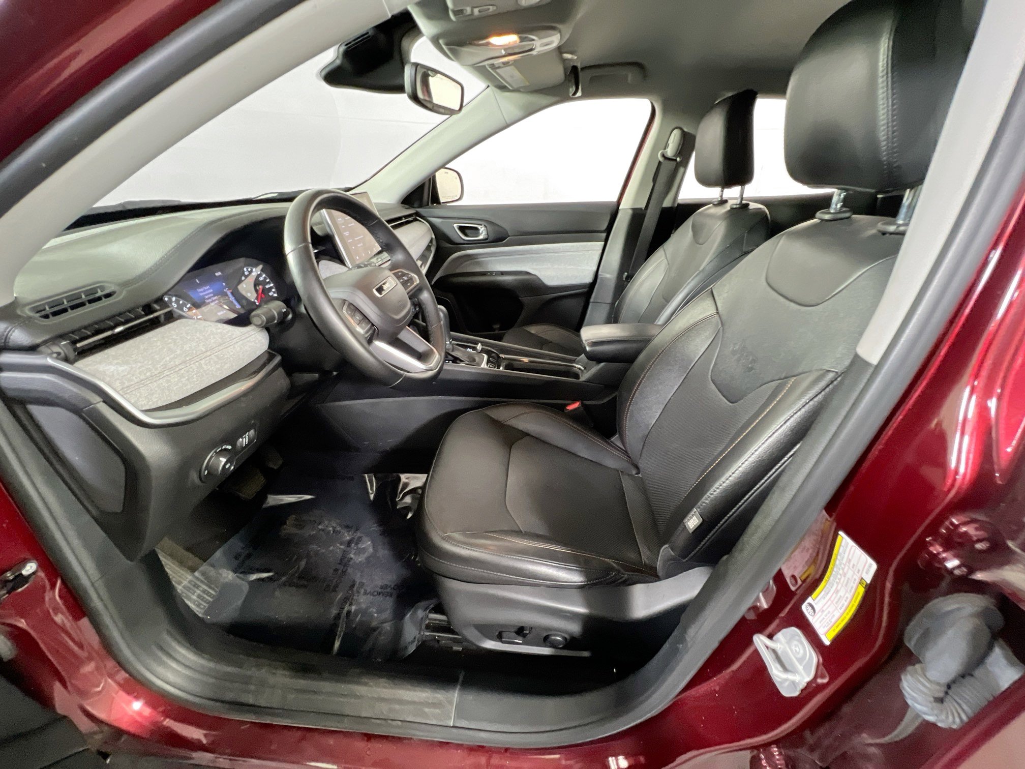 Used 2022 Jeep Compass Latitude image 19