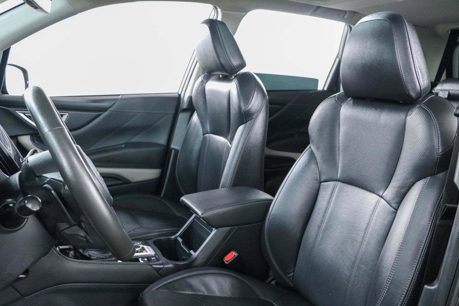 Used 2024 Subaru Forester Limited w/ Convenience Package image 24