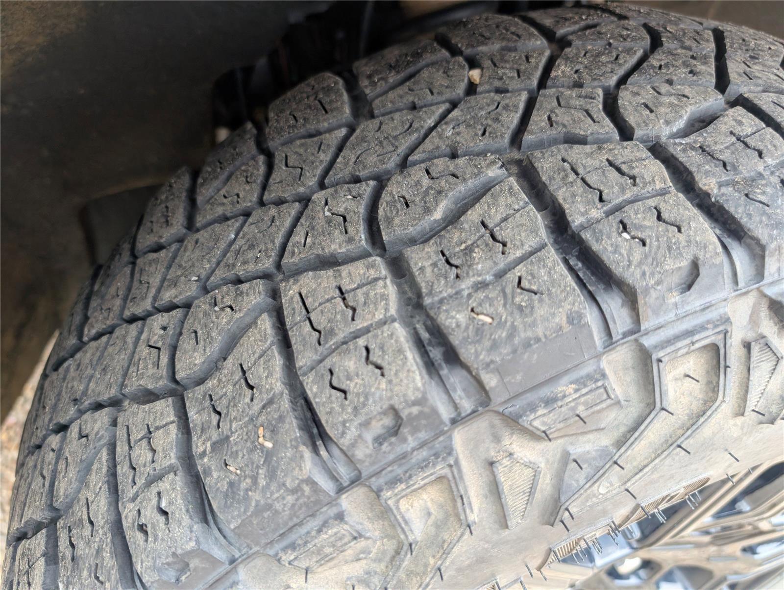 Used 2024 Chevrolet Colorado Trail Boss w/ Advanced Trailering Package image 41