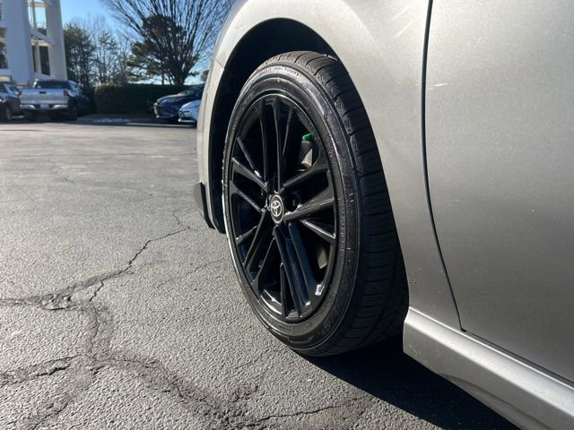 Used 2025 Toyota Camry SE image 9