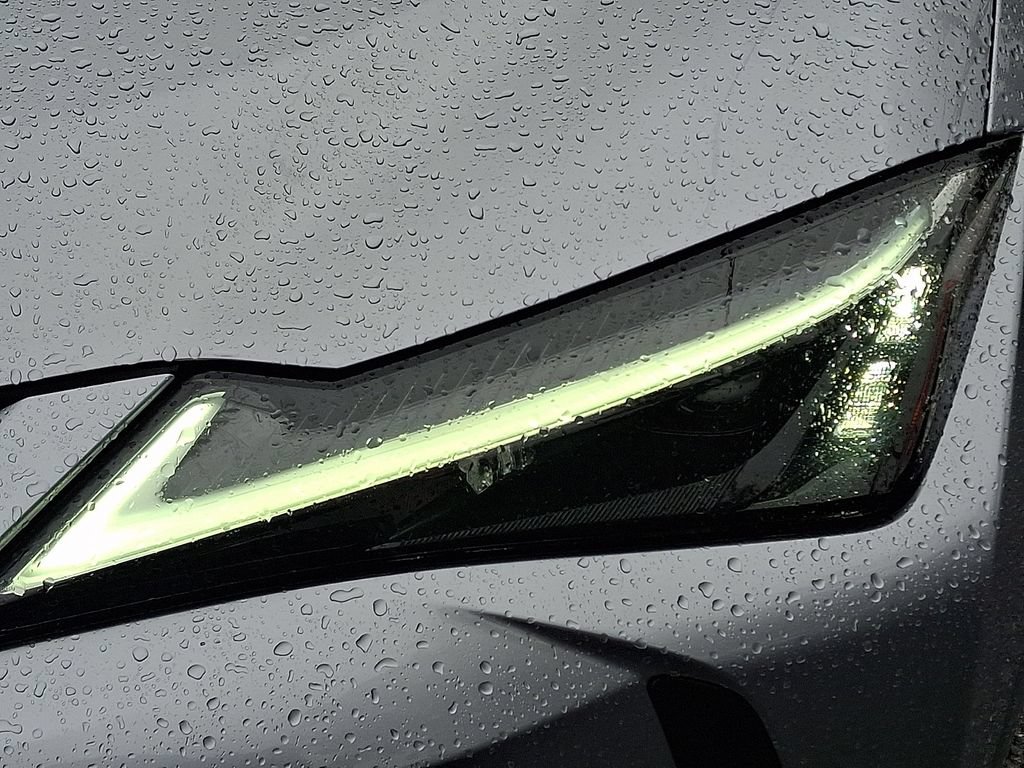 Used 2024 Lexus UX 250h AWD w/ Premium Package image 11