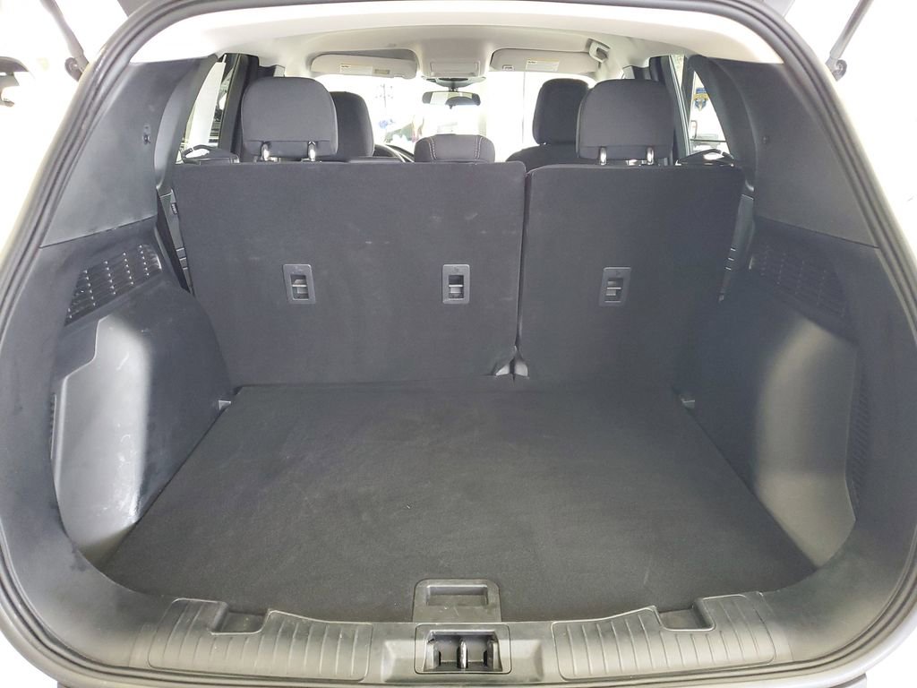 Used 2025 Ford Escape Active AWD/4WD image 29