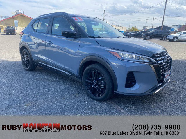 Used 2023 Nissan Kicks SR w/ Interior Electronics Package FWD image 1