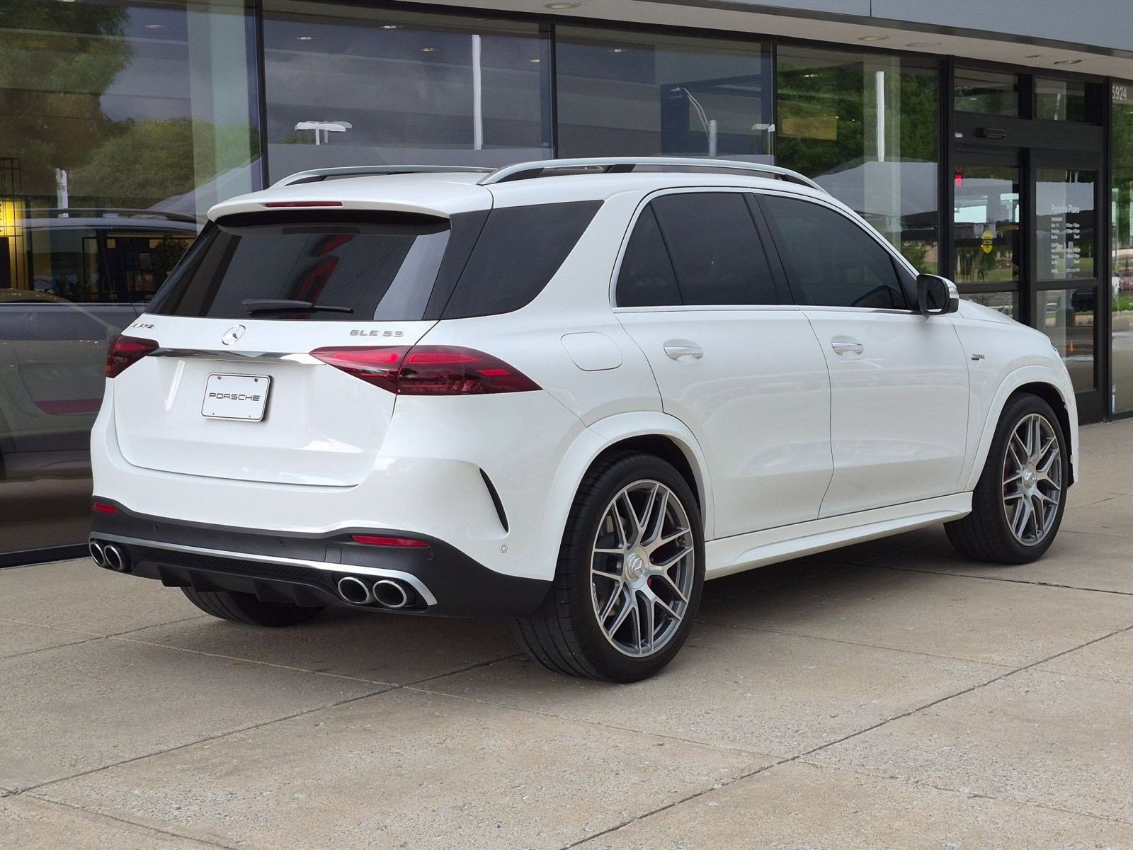Used 2025 Mercedes-Benz GLE 53 AMG 4MATIC image 9
