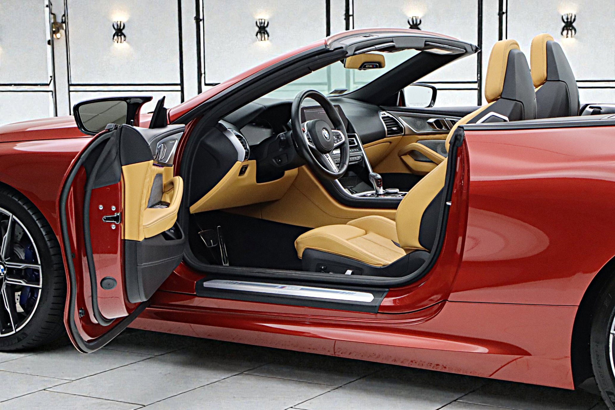 Used 2020 BMW M8 Convertible w/ M Driver's Package image 7