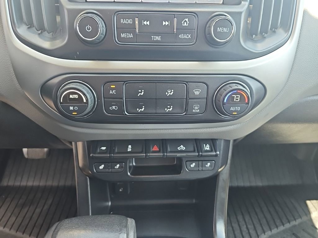 Used 2015 Chevrolet Colorado LT w/ Luxury Package RWD image 17