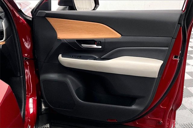 Used 2024 Toyota Grand Highlander Platinum image 19