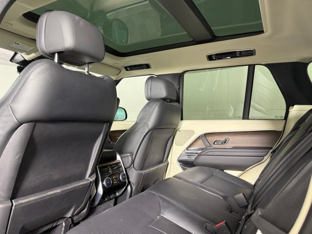 Used 2023 Land Rover Range Rover SE AWD/4WD image 25
