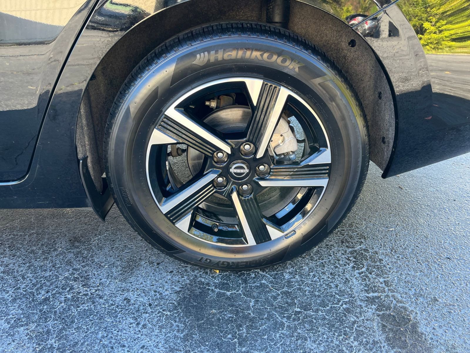 Used 2025 Nissan Sentra SV image 25