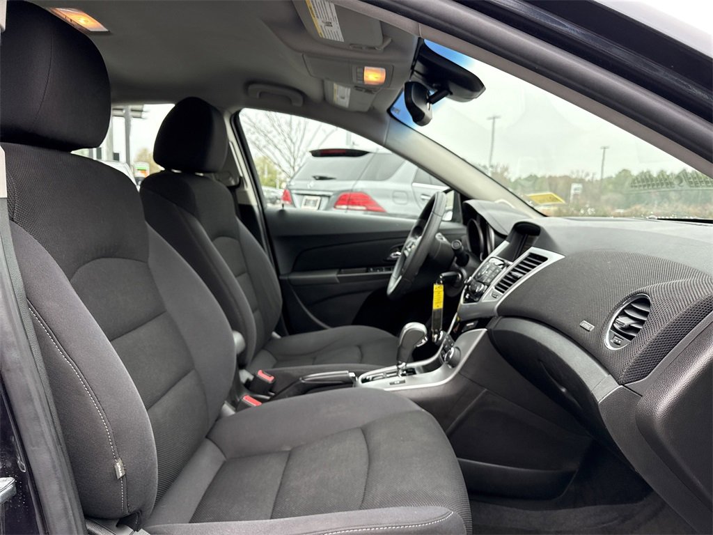 Used 2016 Chevrolet Cruze Eco image 19