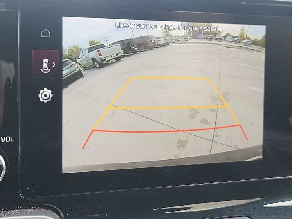 Used 2023 Kia Sorento S w/ Panoramic Sunroof Package FWD image 21