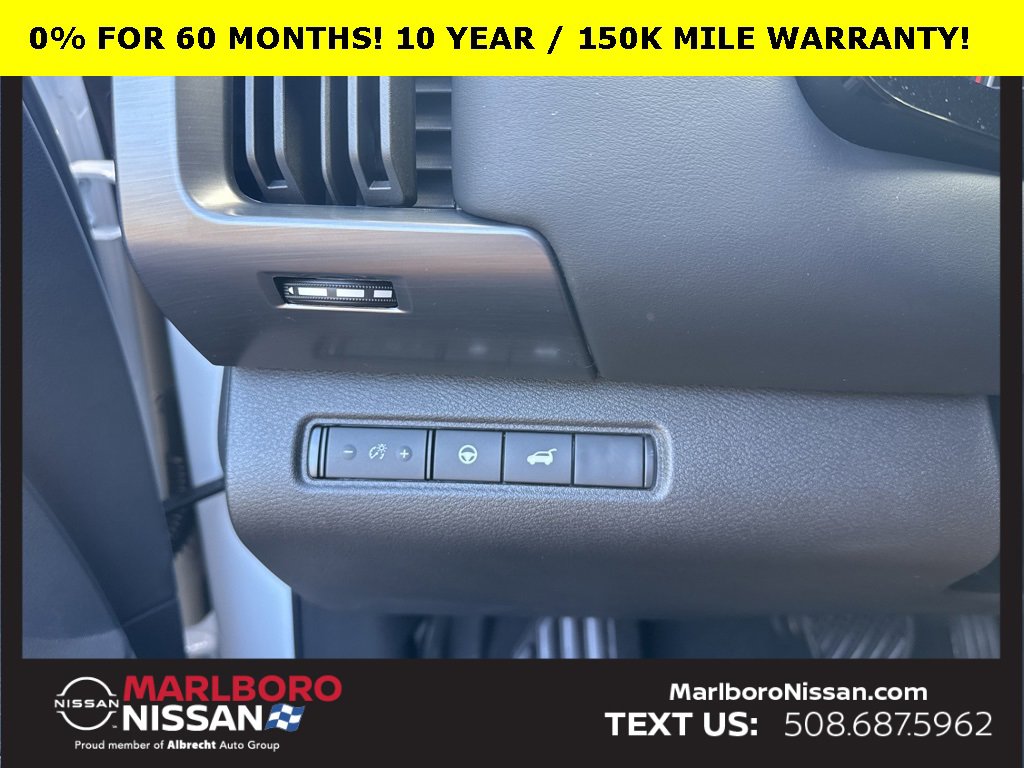 New 2025 Nissan Pathfinder SL w/ Cargo Package image 30