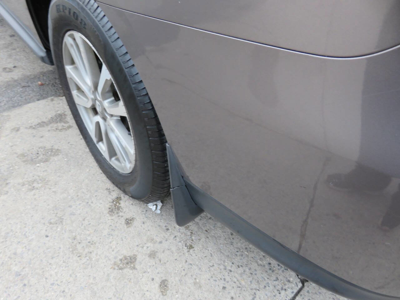 Used 2013 Nissan Pathfinder SV image 33