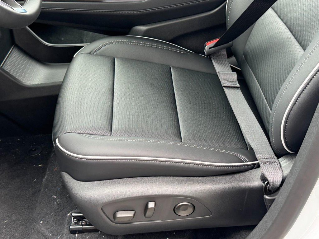 New 2027 Buick Enclave Preferred AWD/4WD image 21