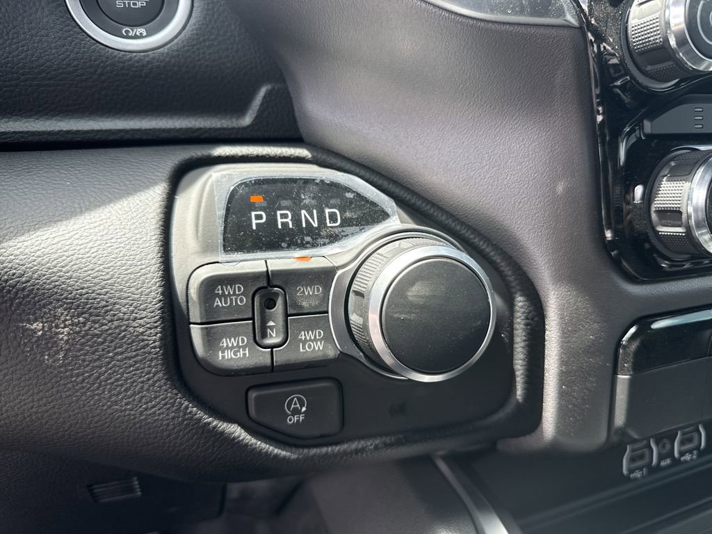 New 2026 RAM 1500 4x4 Crew Cab image 19