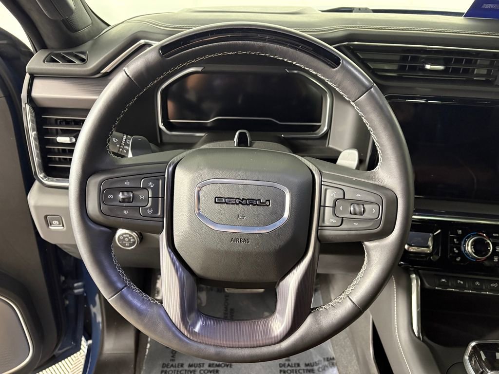 Used 2025 GMC Sierra 1500 Denali Ultimate image 17