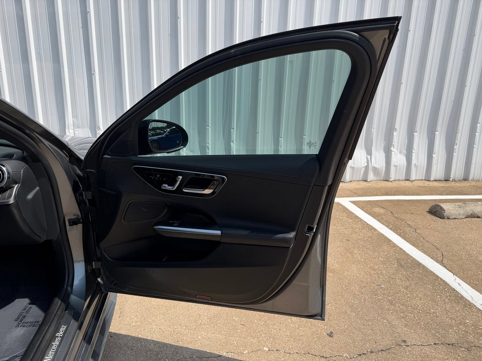 Used 2023 Mercedes-Benz C 300 Sedan image 25