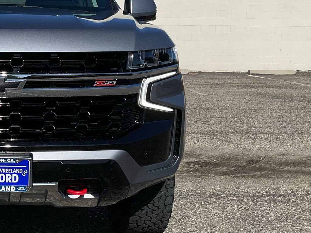Used 2021 Chevrolet Suburban Z71 w/ Luxury Package image 63