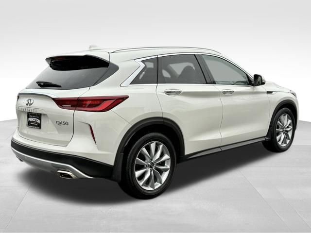 Used 2022 INFINITI QX50 Luxe image 7