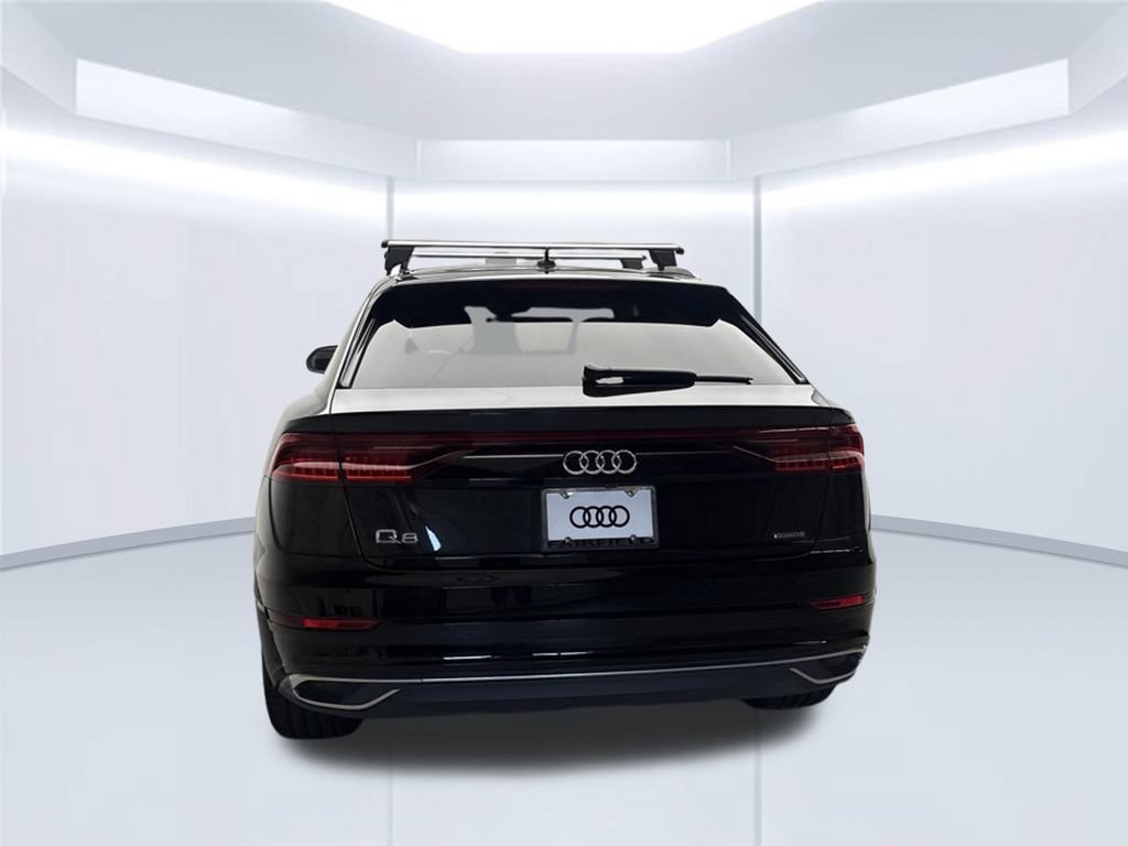 Used 2023 Audi Q8 Premium w/ Convenience Package AWD/4WD image 8