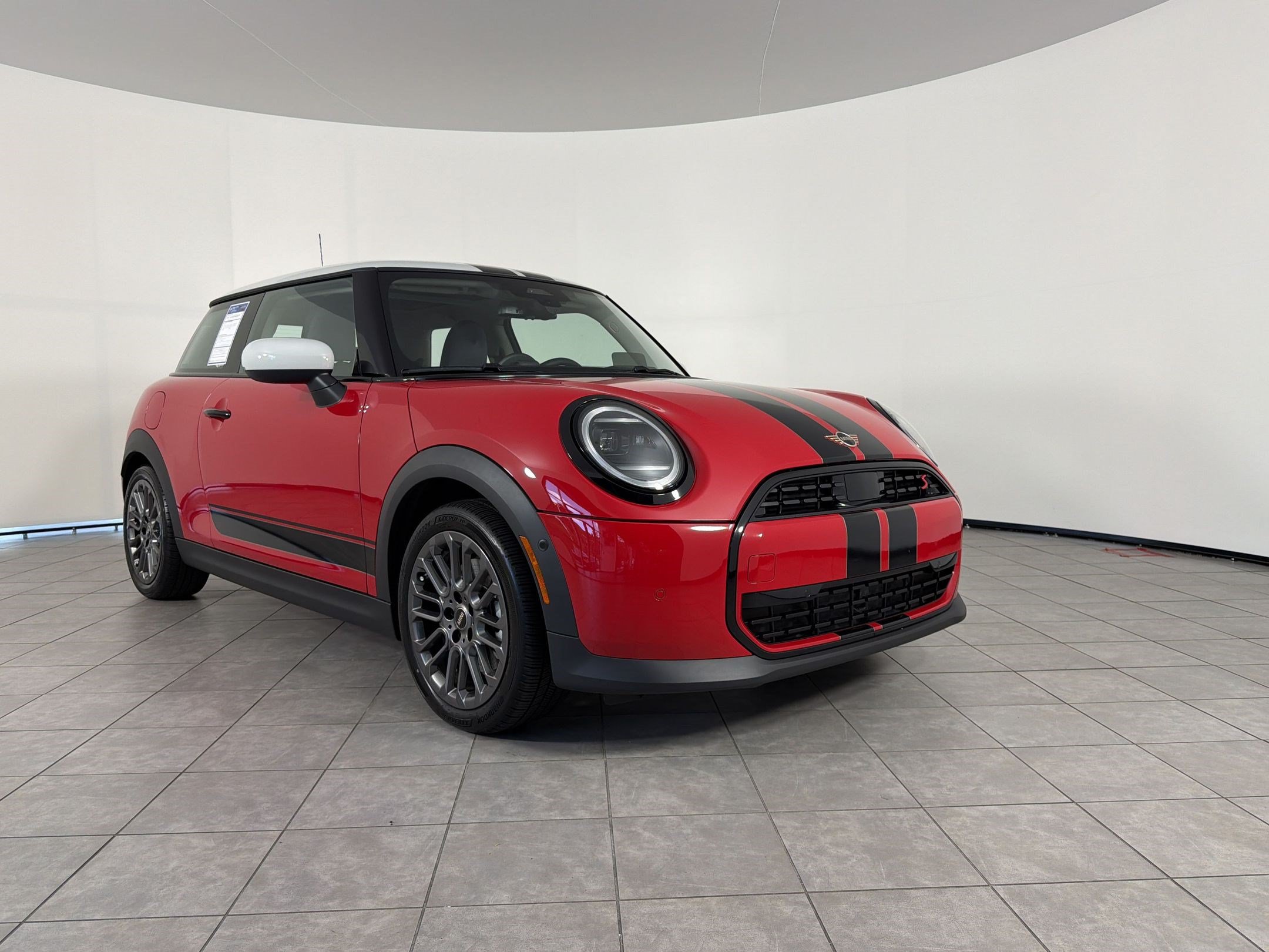 Used 2025 MINI Cooper S FWD image 7