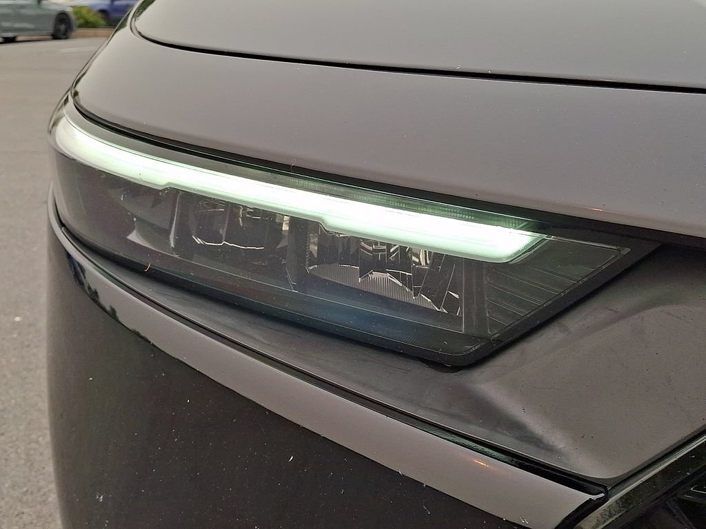 Used 2023 Honda Accord EX image 12