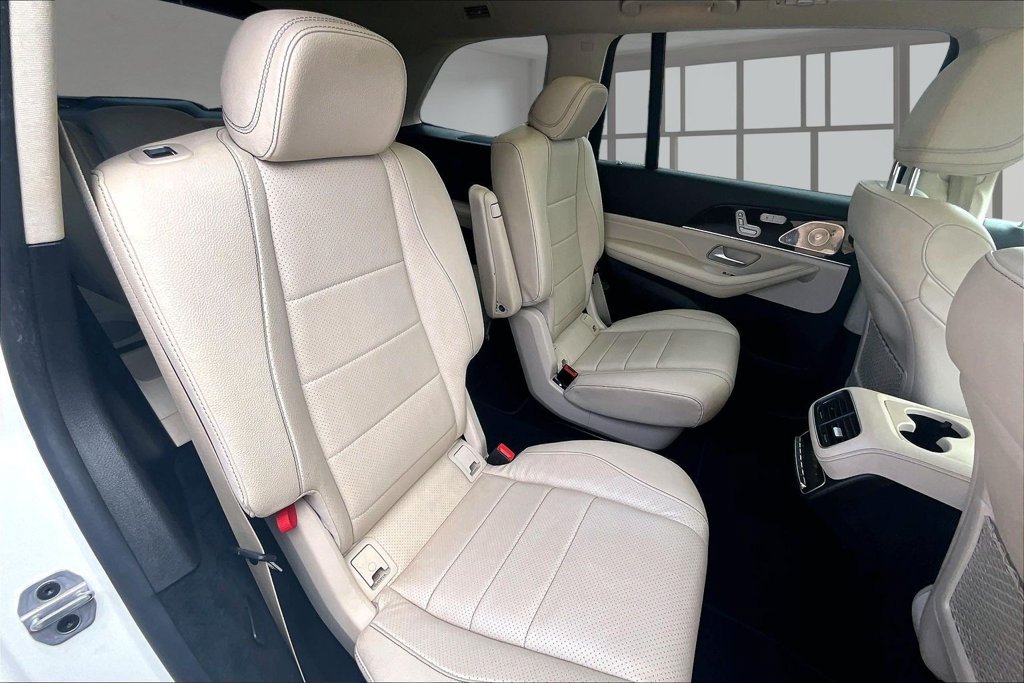 Used 2021 Mercedes-Benz GLS 450 4MATIC image 27