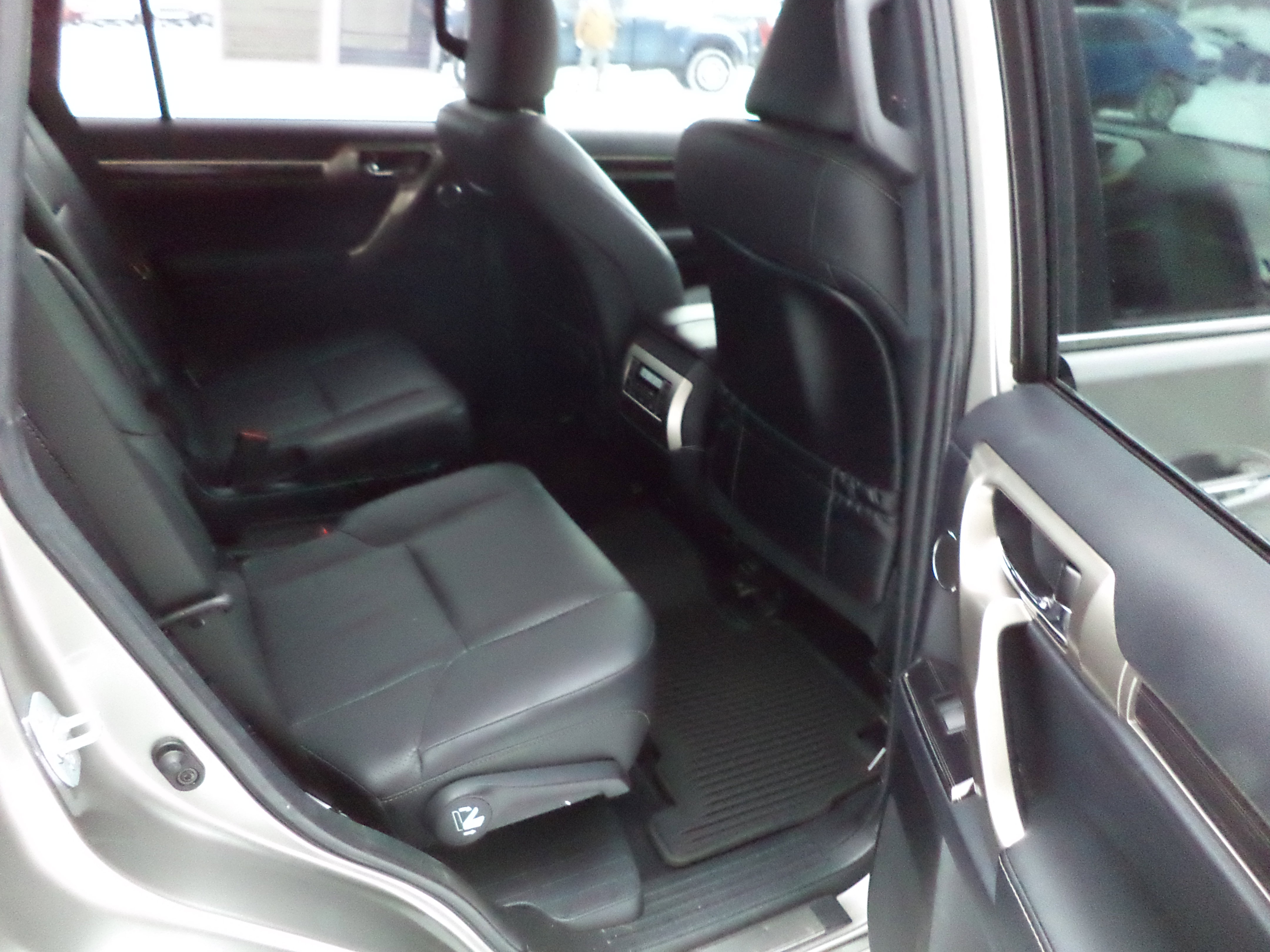 Used 2021 Lexus GX 460 Luxury w/ Sport Design Package image 7