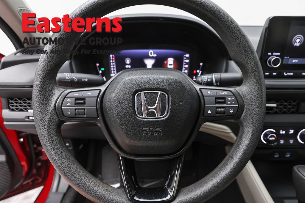 Used 2025 Honda Accord SE image 10