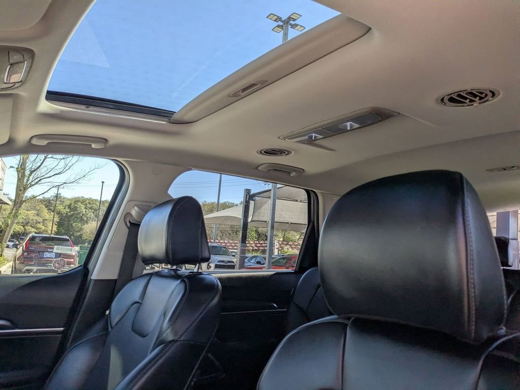 Used 2025 Kia Telluride S image 23
