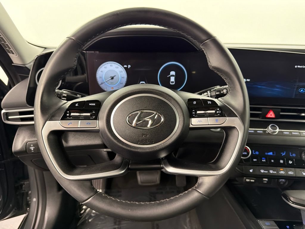 Used 2023 Hyundai Elantra SEL w/ Convenience Package FWD image 24