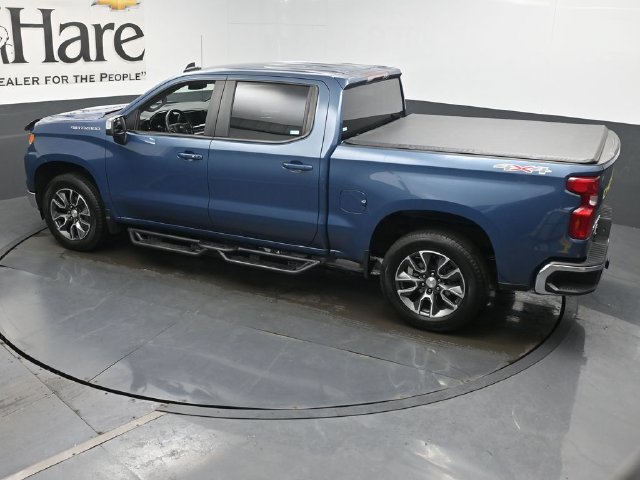 Used 2024 Chevrolet Silverado 1500 LT AWD/4WD image 46