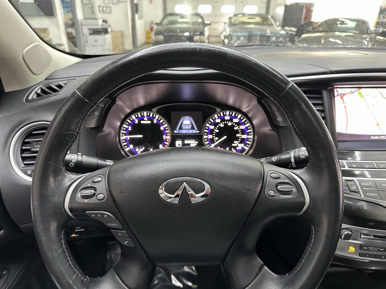 Used 2019 INFINITI QX60 Luxe w/ Essential Package image 22