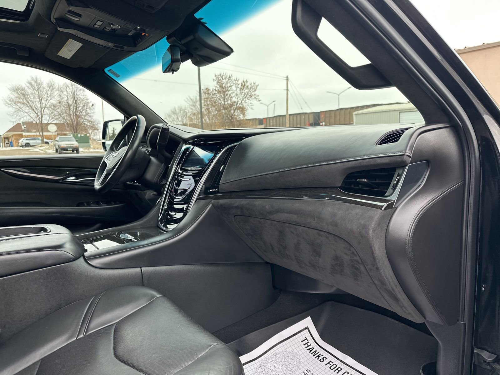 Used 2020 Cadillac Escalade ESV Platinum AWD/4WD image 40